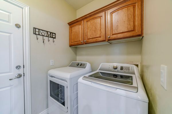Laundry Cabinet Installation Service